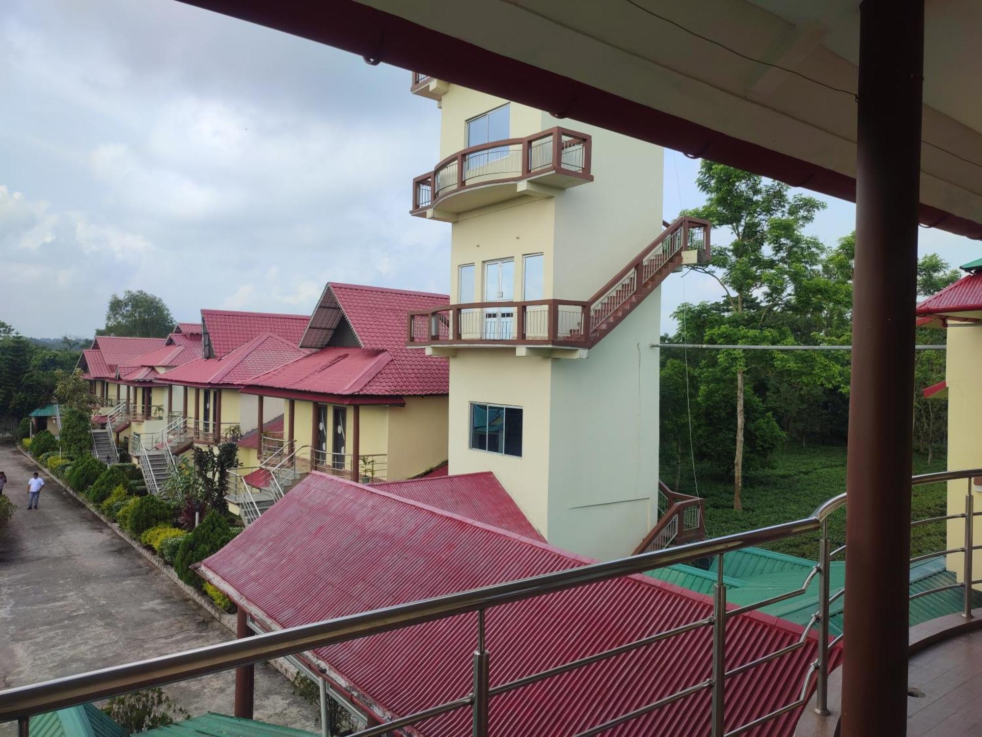 Maa Greenary View - A Holiday Resort Alipur Duar Екстериор снимка