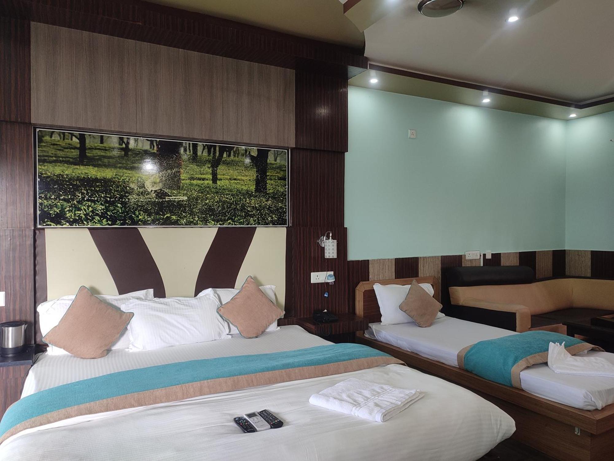 Maa Greenary View - A Holiday Resort Alipur Duar Екстериор снимка