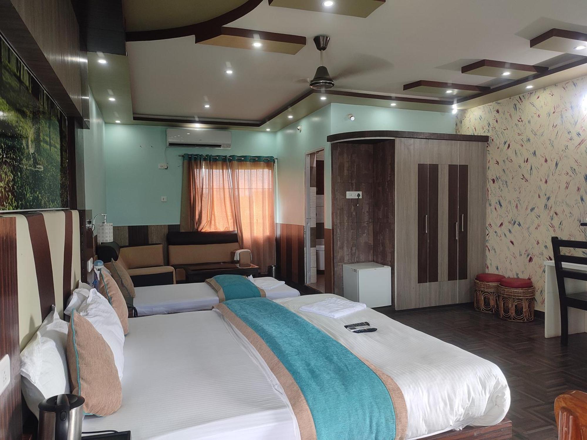 Maa Greenary View - A Holiday Resort Alipur Duar Екстериор снимка