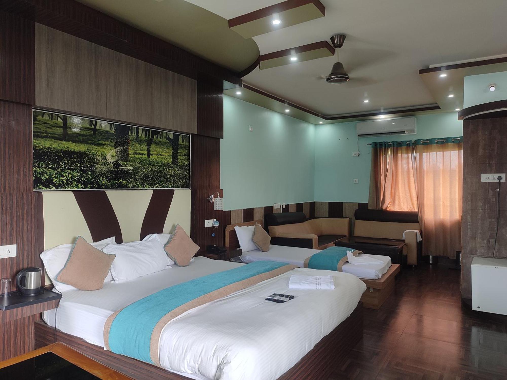 Maa Greenary View - A Holiday Resort Alipur Duar Екстериор снимка