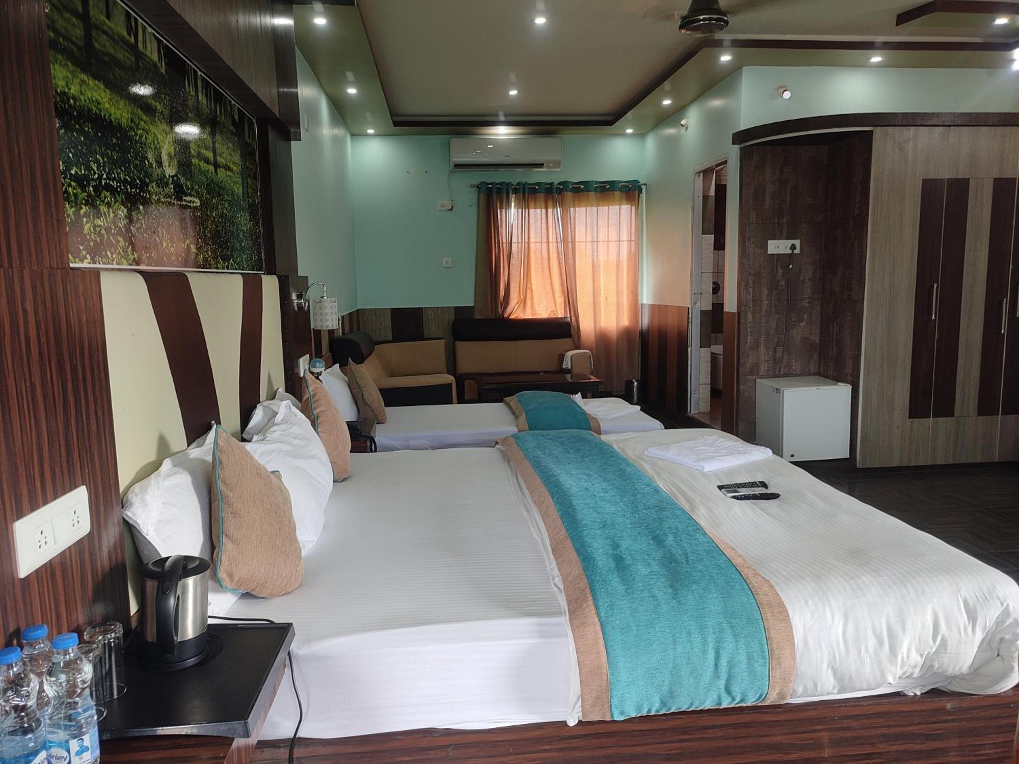 Maa Greenary View - A Holiday Resort Alipur Duar Екстериор снимка
